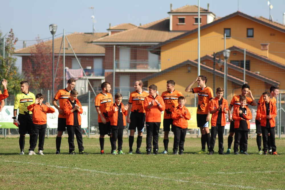 ingresso con i ragazzi delle giovanili