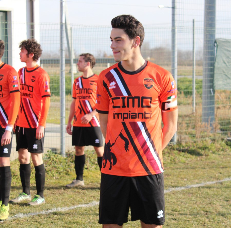 Il Capitano con la nuova divisa
